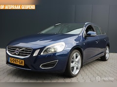Volvo V60 - 1.6 T3 Ocean Race XENON/LEDER/TREKHAAK/PDC