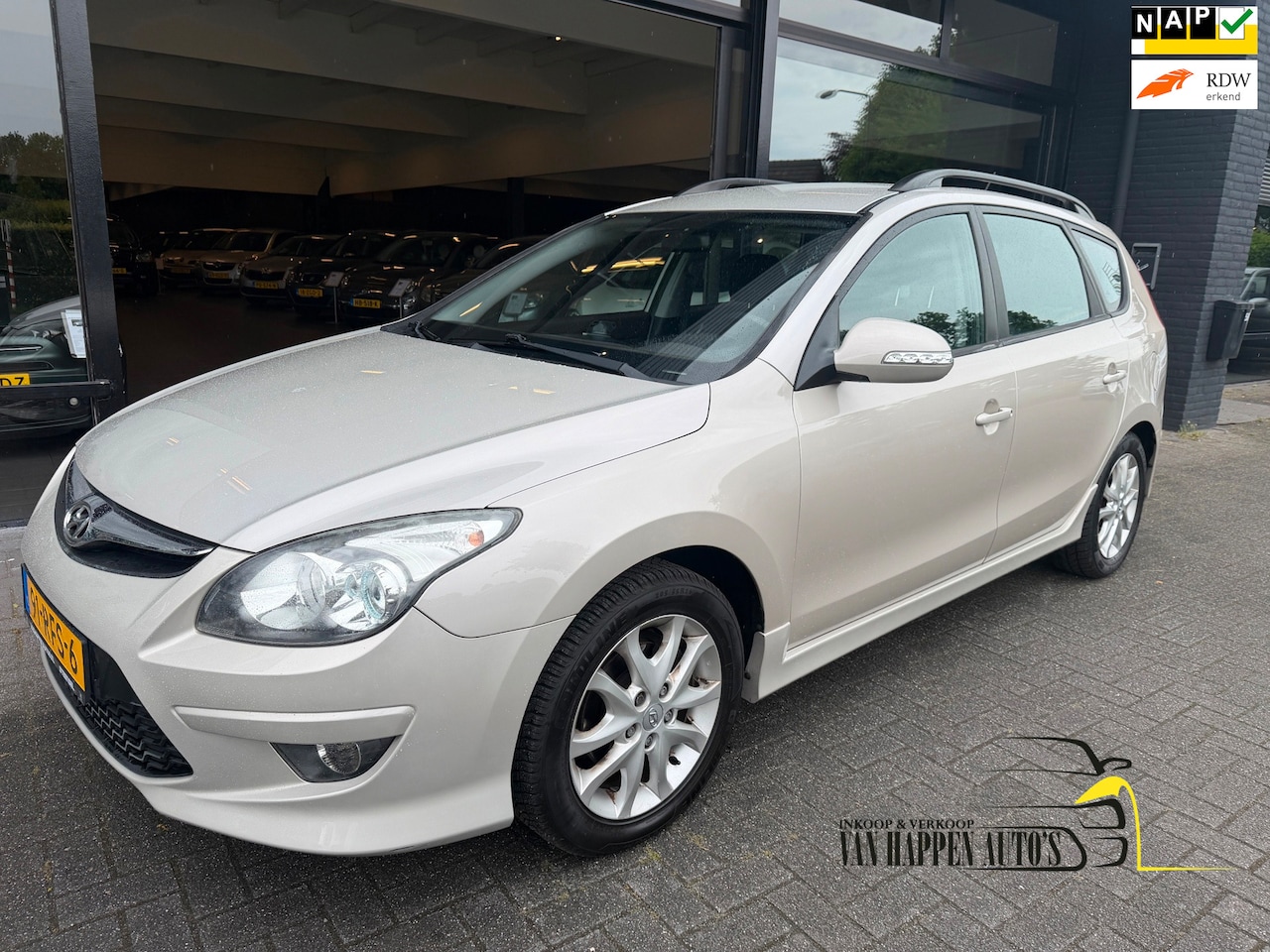 Hyundai i30 CW - 1.4i i-Motion / apk 3-2027 - AutoWereld.nl