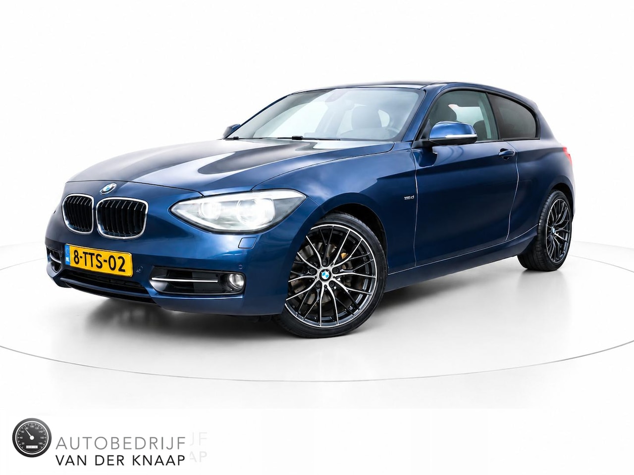 BMW 1-serie - 118i Executive 125KW | Clima | Cruise | Multimedia/Navi | PDC | Stoelverwarming | Nieuwe k - AutoWereld.nl