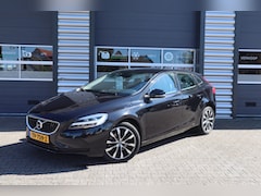 Volvo V40 - 2.0 T3 Dynamic Edition