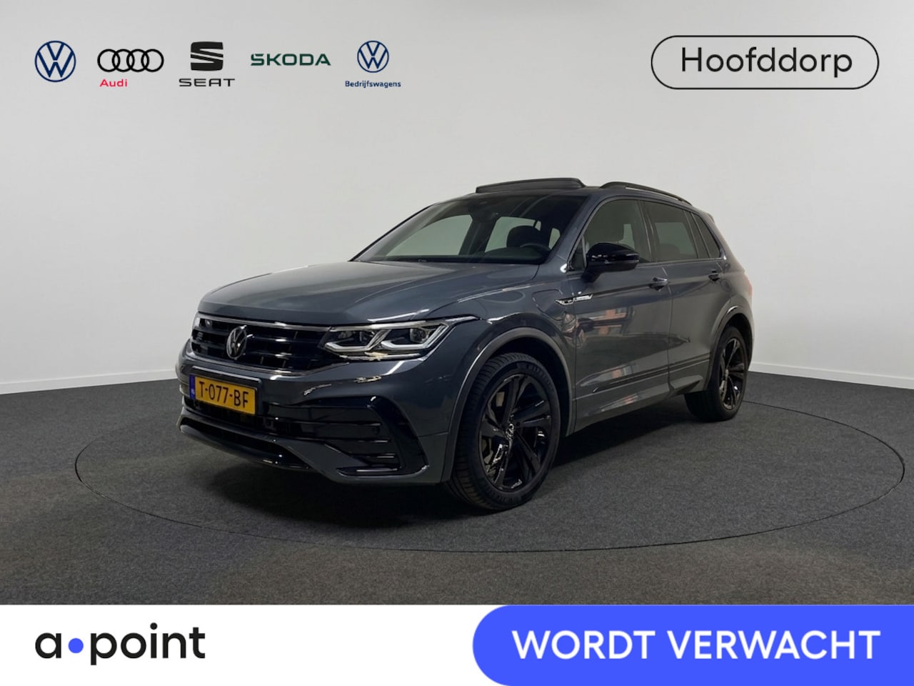 Volkswagen Tiguan - 1.4 TSI eHybrid R-Line Business 245 pk Automaat (DSG) | Navigatie | Panoramadak | Parkeers - AutoWereld.nl