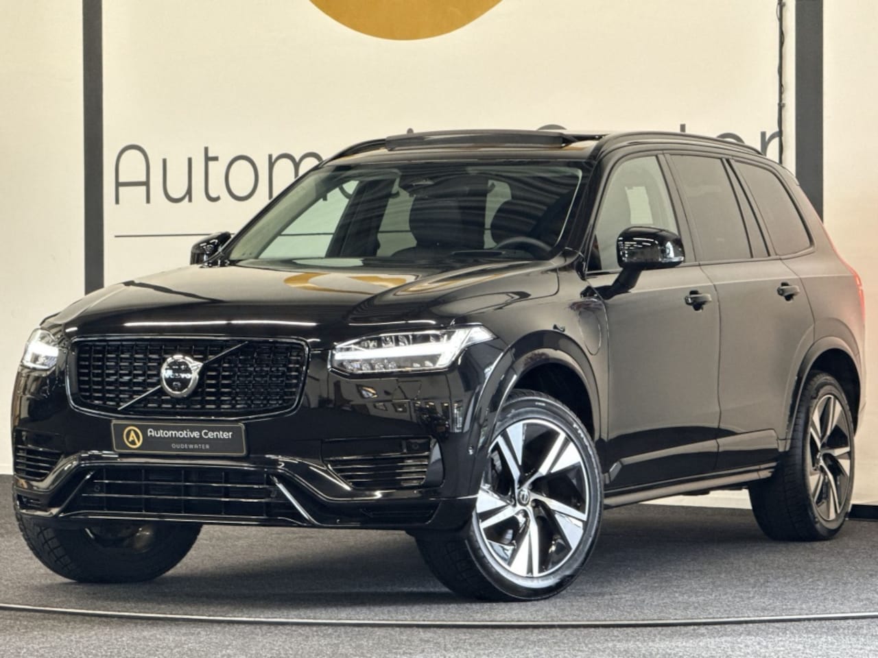 Volvo XC90 - 2.0 T8 AWD Ultimate Dark | PANO | HEAD-UP | LEER | 360 CAM | H/K - AutoWereld.nl