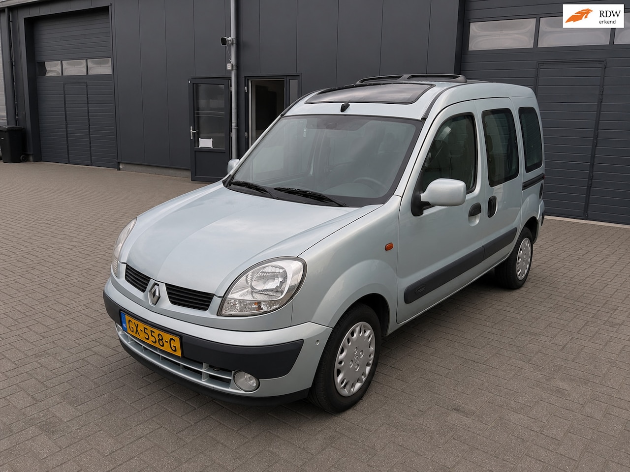 Renault Kangoo - 1.6-16V Privilège Automaat-Rolstoelauto-Knielsysteem - AutoWereld.nl