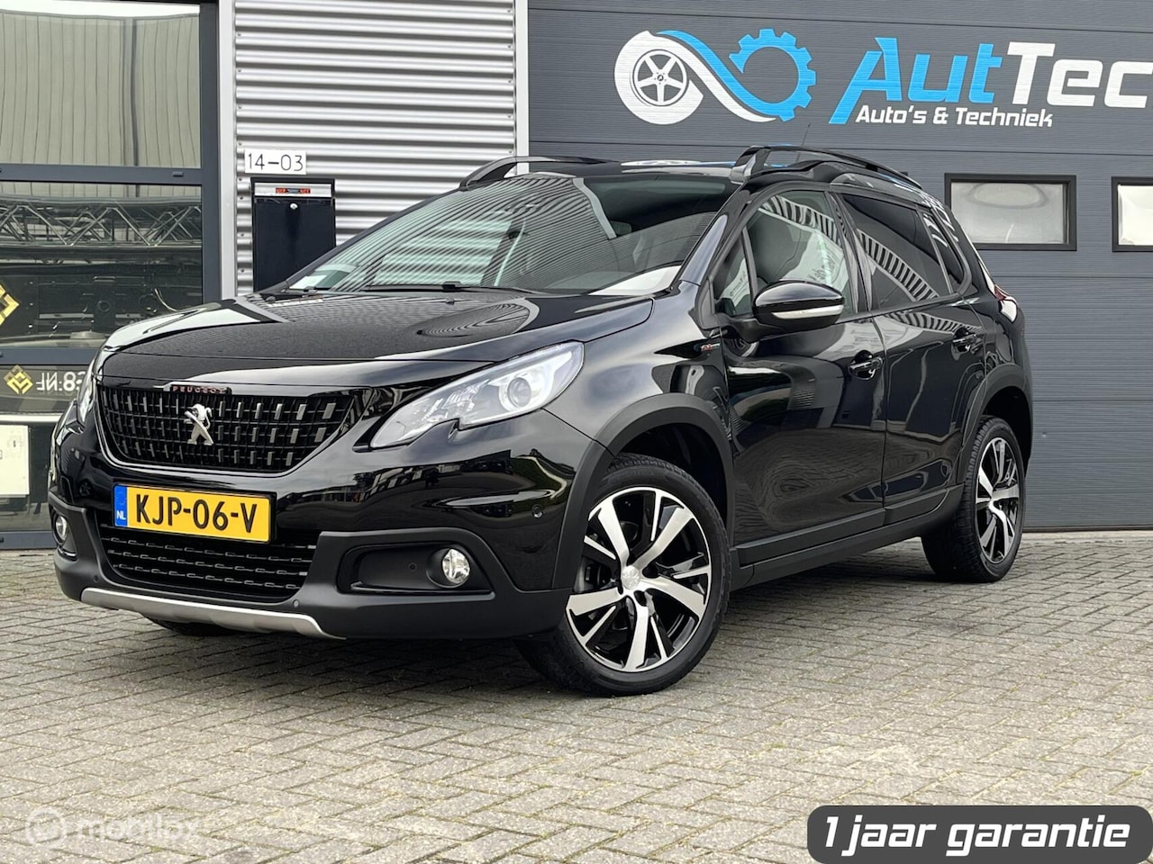 Peugeot 2008 - 1.2 PureTech Gt-line Automaat Panorama CarPlay - AutoWereld.nl