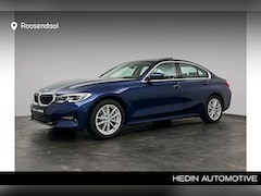 BMW 3-serie - 330e Sportline | Schuifdak | Head up | Sportstoelen | Comfort Access | Harman Kardon |