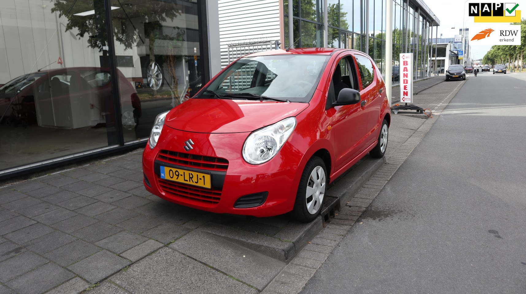 Suzuki Alto - 1.0 DEALER ONDERHOUDEN / 1e EIGENAAR / AIRCO - AutoWereld.nl