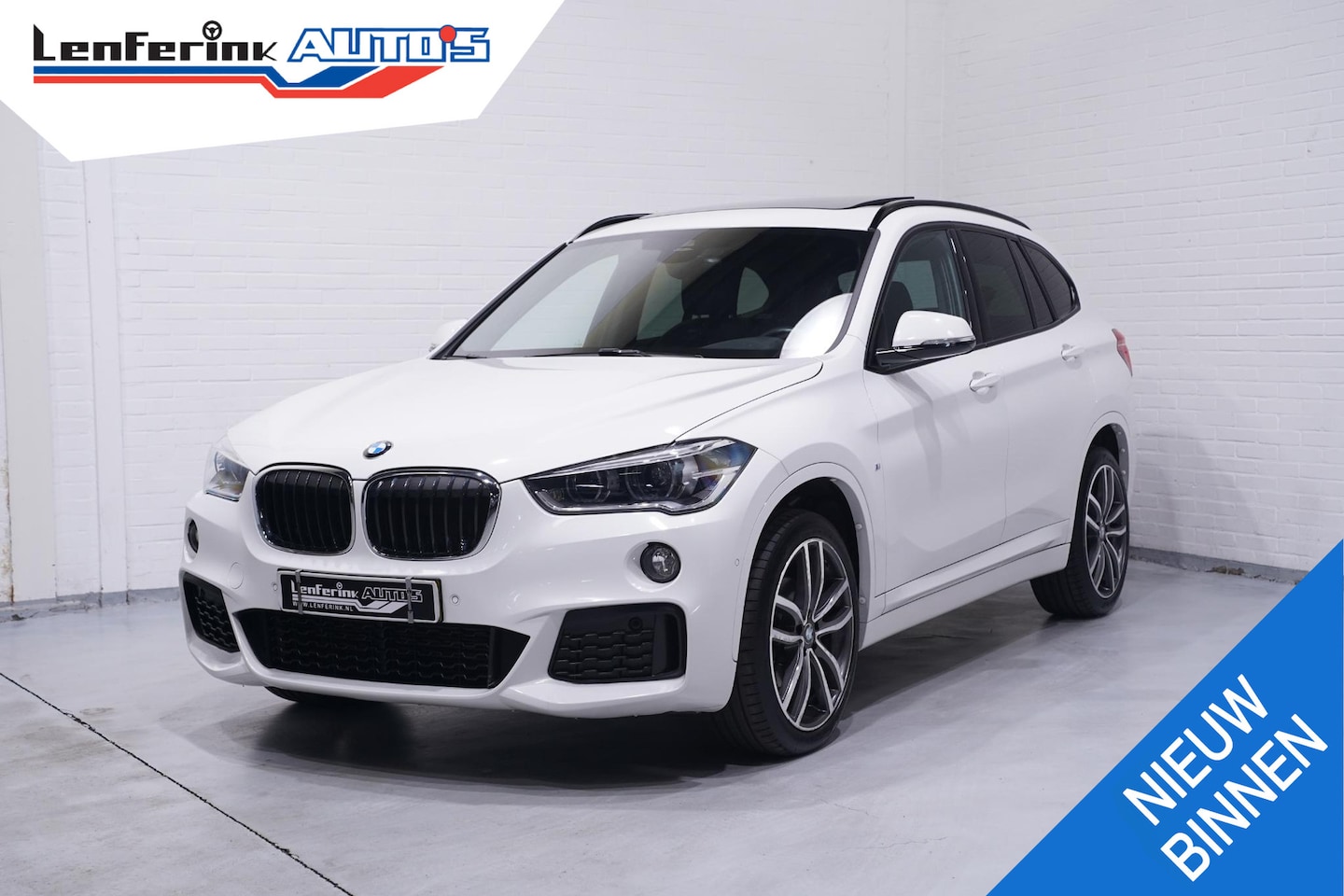BMW X1 - sDrive18d M Sport Panodak Head-up Leder Camera Afn. trekhaak PDC v+a - AutoWereld.nl