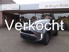 Toyota Yaris Cross - 1.5 Hybrid 130 Dynamic + Comfort Pack dodehoekdetectie / stoelverwarming / stuurwielverwar