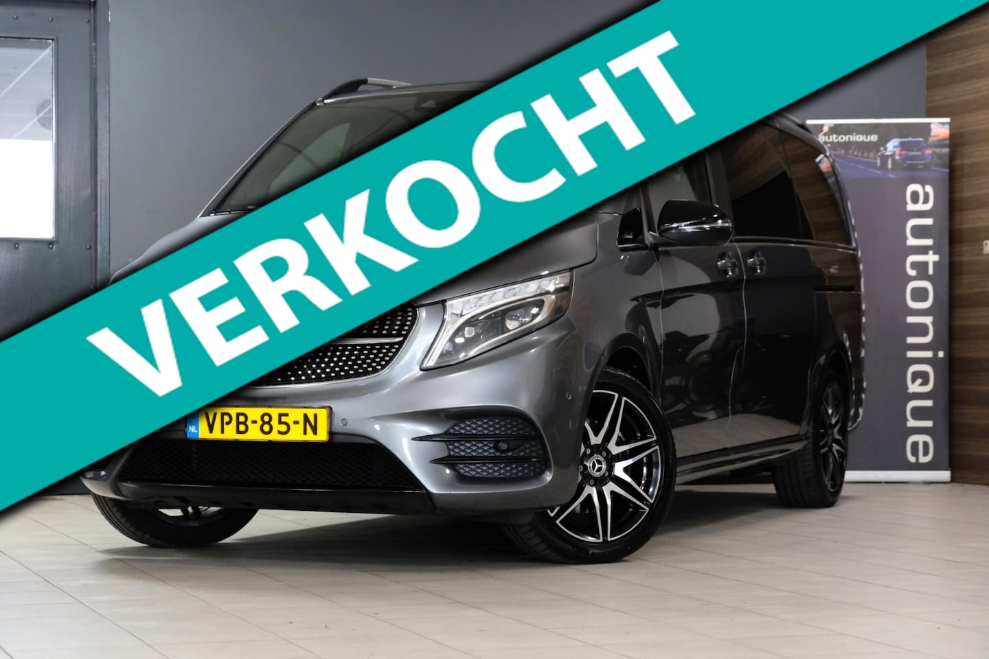 Mercedes-Benz V-klasse - 300d Lang DC *AMG Pakket* Leder/Navi/Camera/Trekhaak/Burmester Dubbel Cabine - AutoWereld.nl