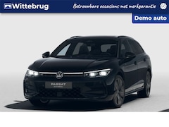 Volkswagen Passat Variant - 1.5 eHybrid 272PK DSG R-Line Business / Resterende Fabrieksgarantie tot 30-06 2029 / Black