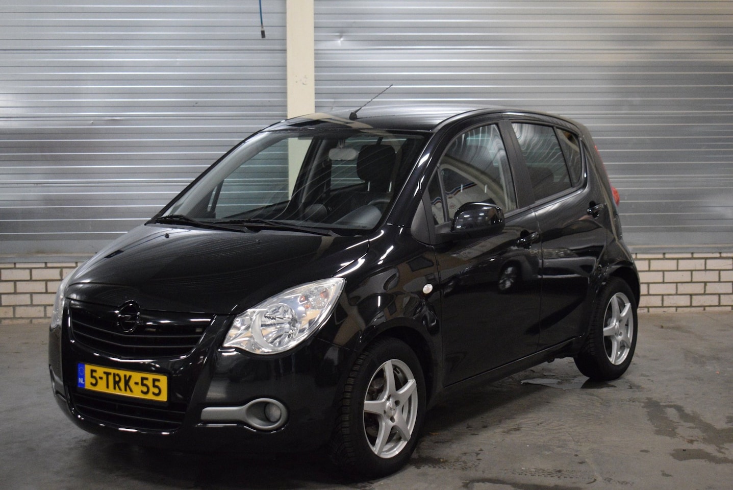 Opel Agila - 1.2 Edition Volautomaat 70.000KM! Dealer Onderhouden + Airco|Trekhaak| - AutoWereld.nl