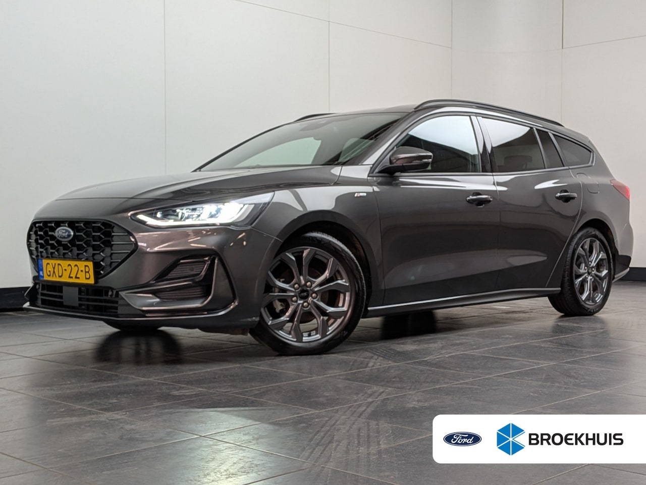 Ford Focus Wagon - 1.0 EcoBoost Hybrid ST Line | Winterpack | Navigatie | CarPlay/Android Auto | Cruise Contr - AutoWereld.nl
