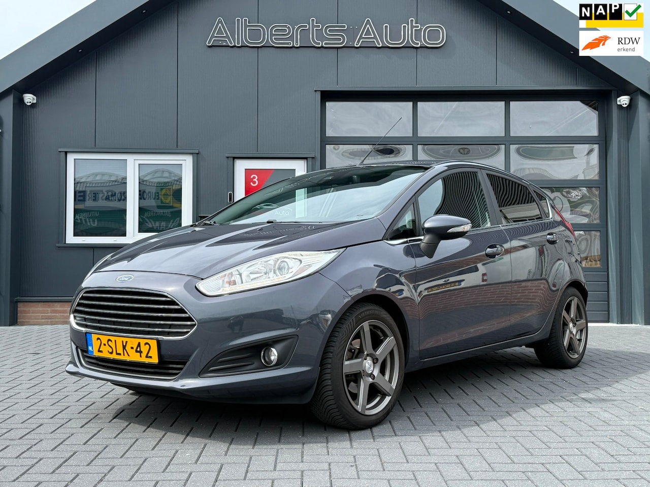 Ford Fiesta - 1.6 TDCi Lease Titanium | NAVI | CLIMA | KEYLESS - AutoWereld.nl