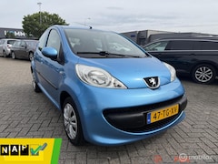 Peugeot 107 - 1.0-12V XS, 5-deurs, nieuwe APK