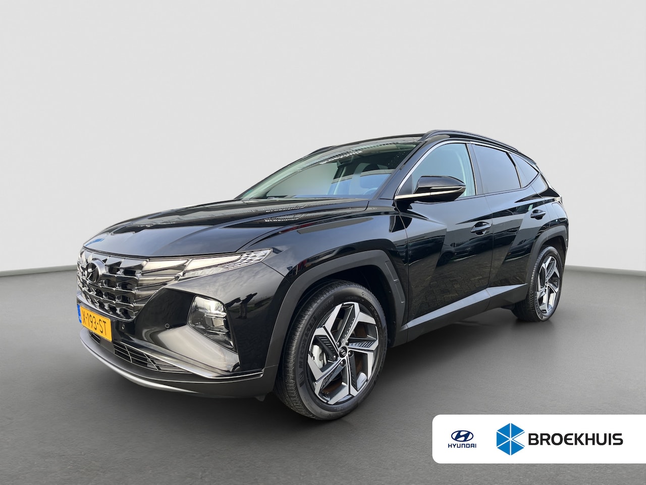 Hyundai Tucson - 1.6 T-GDI 265pk PHEV Comfort Smart 4WD | Climate | Camera | Carplay | Keyless | Navigatie - AutoWereld.nl