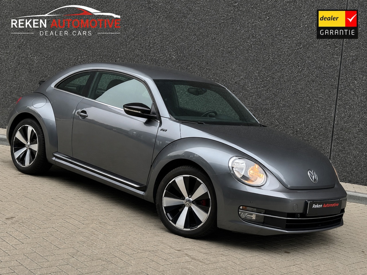Volkswagen Beetle - 2.0 TSI R-line Dsg 200 PK Cruise Clima - AutoWereld.nl