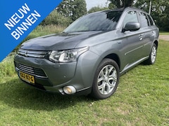 Mitsubishi Outlander - 2.0 PHEV Instyle Topstaat