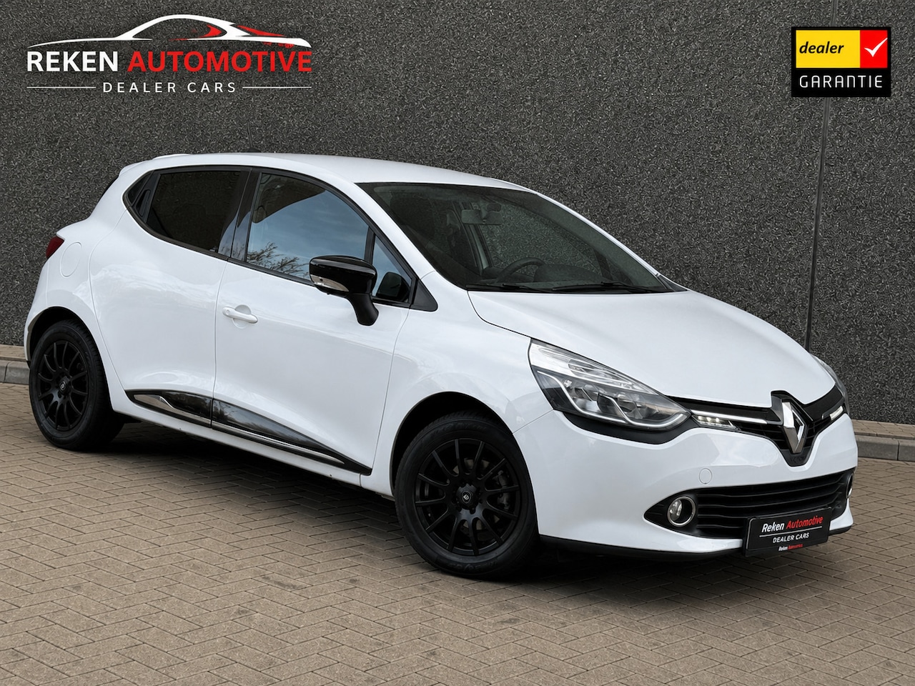 Renault Clio - 1.2 16V Navi Cruise Airco Zeer nette staat - AutoWereld.nl