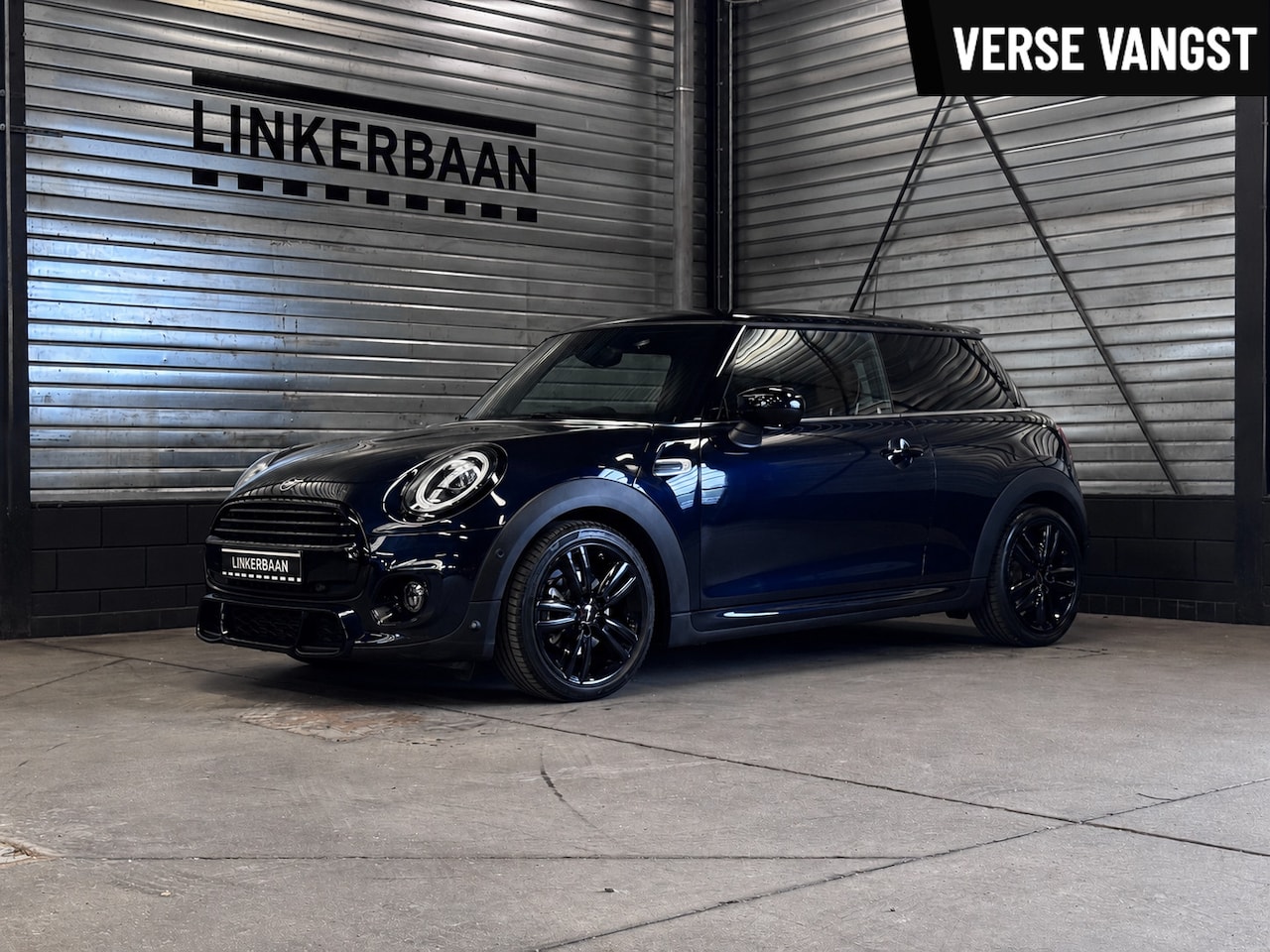 MINI John Cooper Works - 1.5 136pk | JCW | Leder | LED | H&K | 17 inch | NL Auto | - AutoWereld.nl
