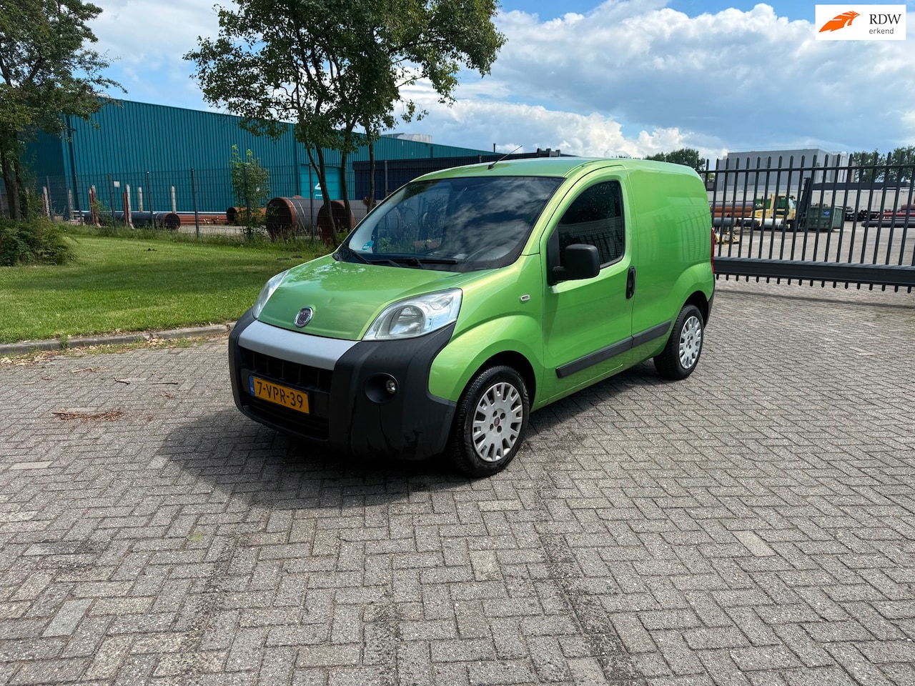 Fiat Fiorino - 1.3 MJ Adventure 1.3 MJ Adventure - AutoWereld.nl