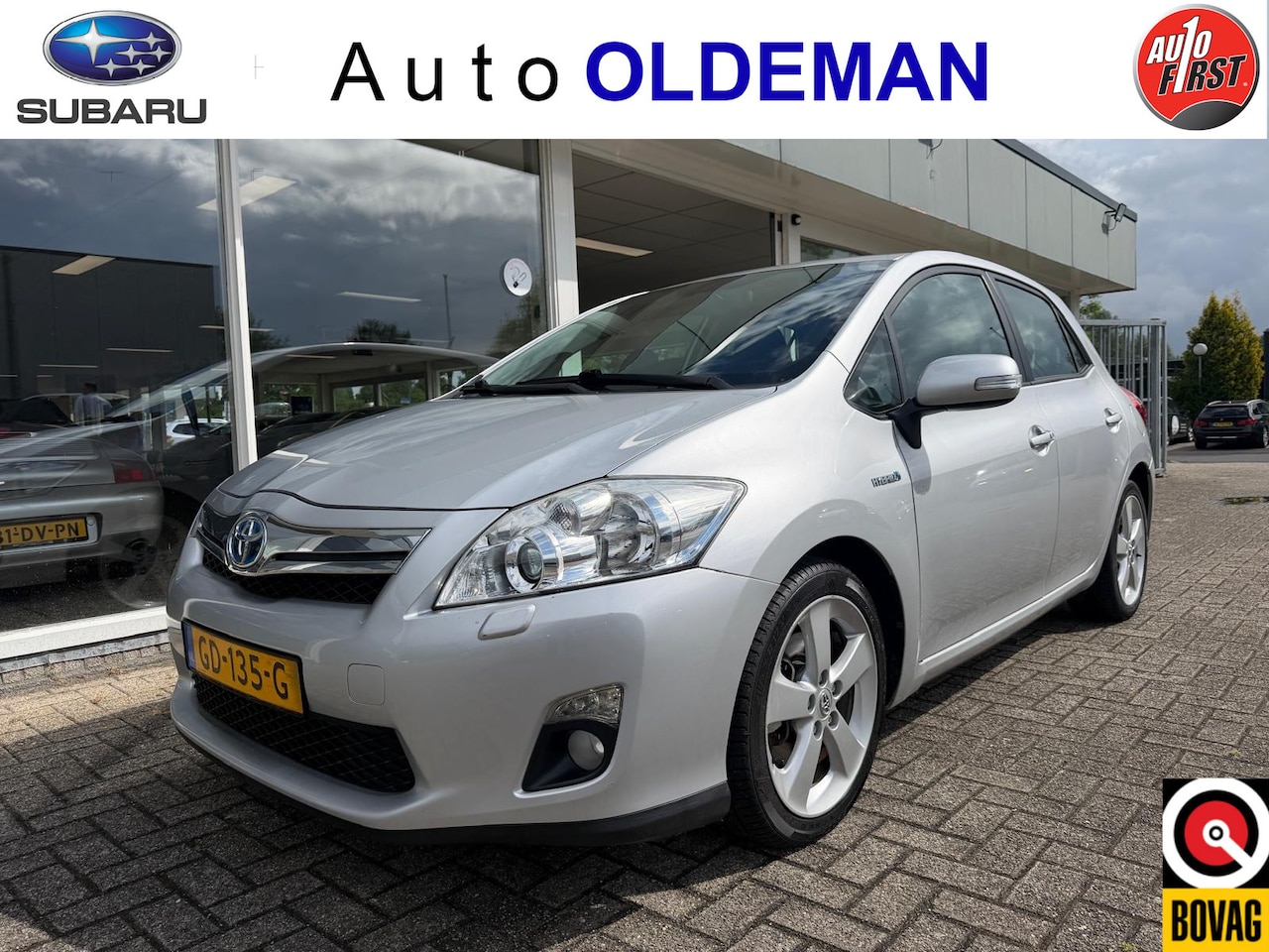 Toyota Auris - 1.8 Full Hybrid Dynamic NAVI,CAMERA,CRUISE,CLIMA - AutoWereld.nl