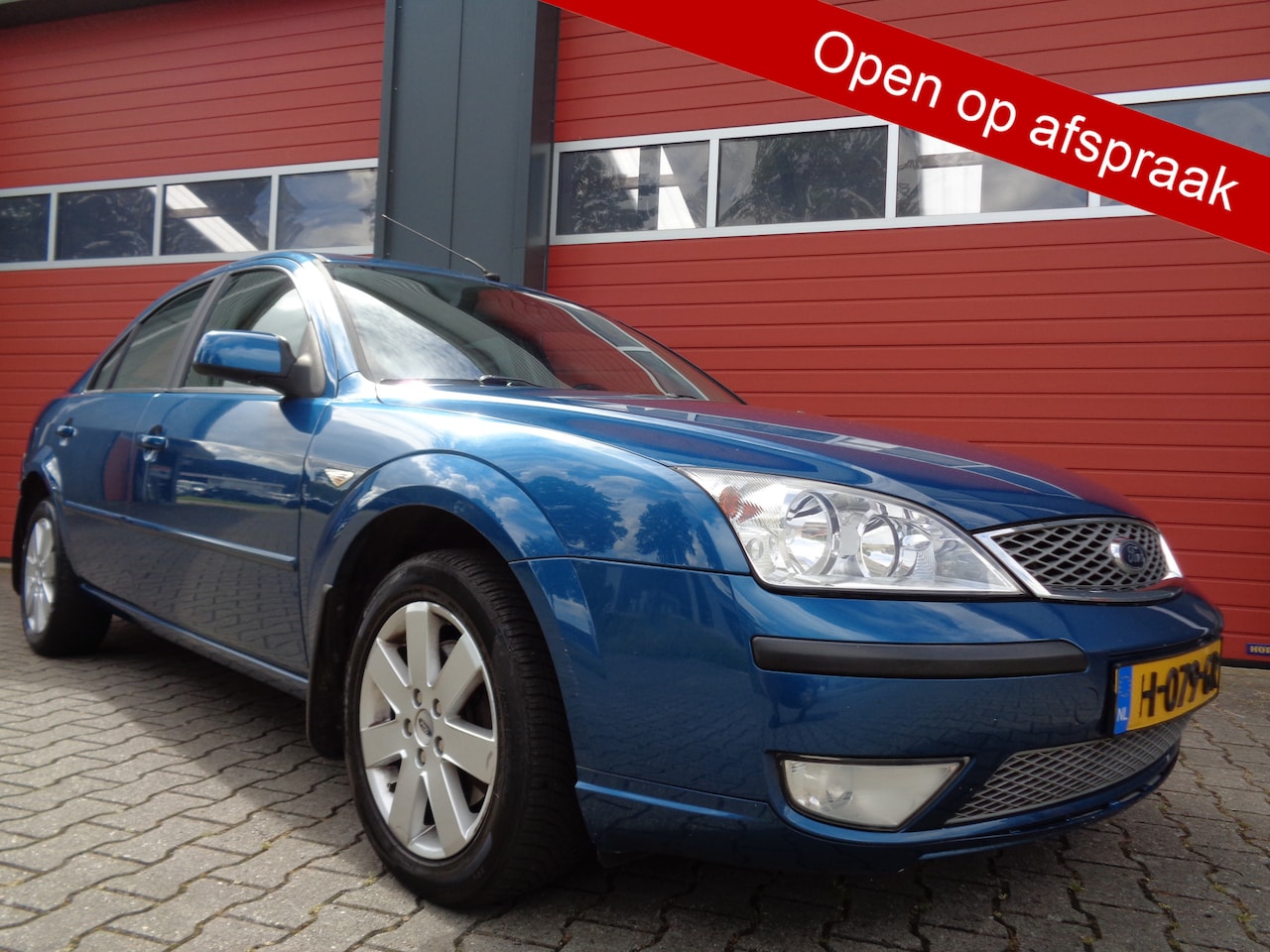 Ford Mondeo - 1.8-16V Ambiente 110Pk Clima LMV Trekhaak 138DKm !!! - AutoWereld.nl