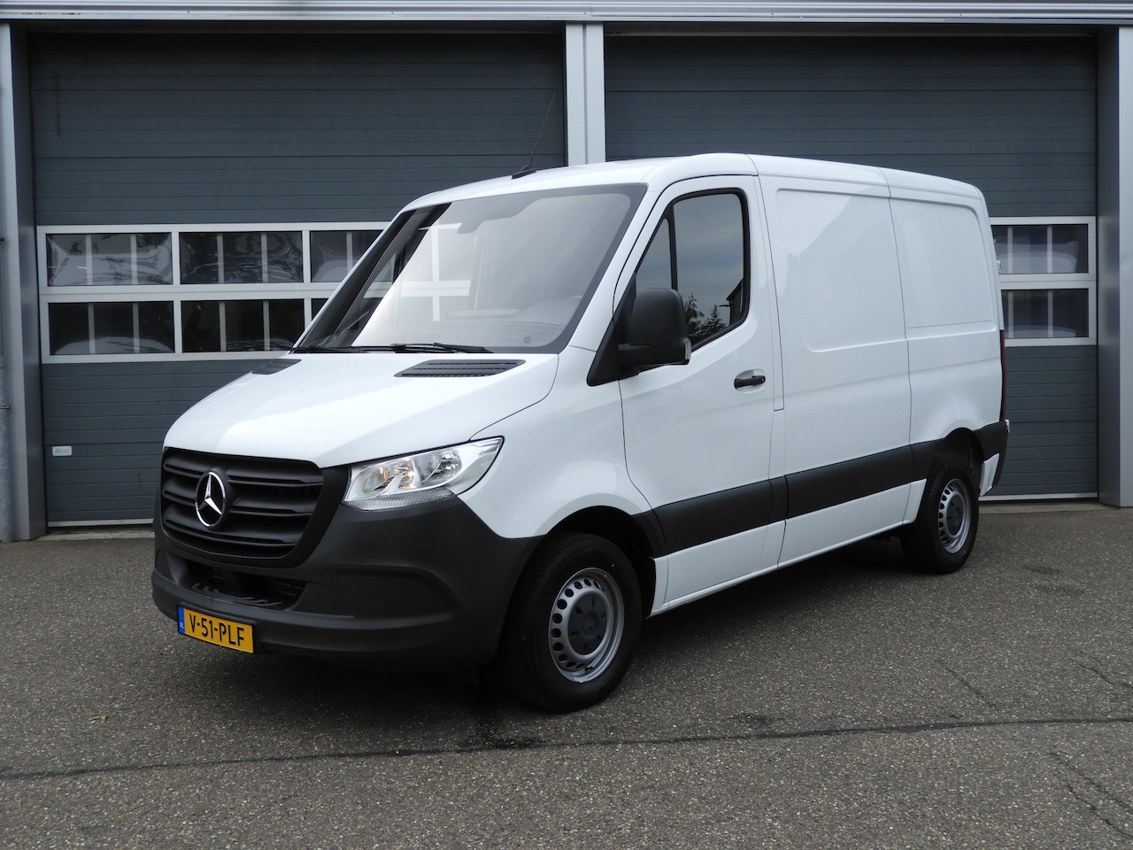 Mercedes-Benz Sprinter - 314 2.2 CDI L1H1 | TREKHAAK | CAMERA | CARPLAY | NAVI - AutoWereld.nl