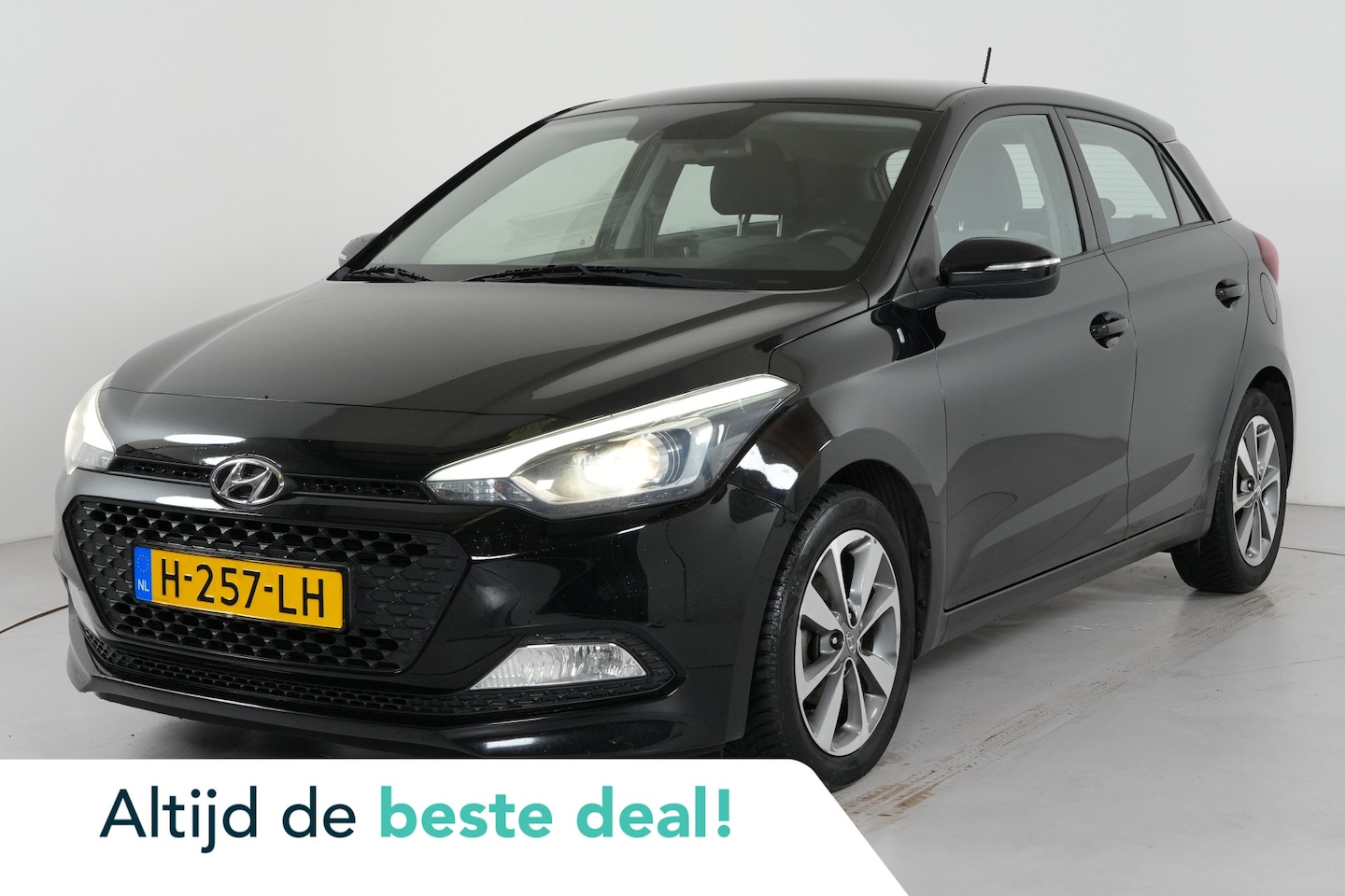 Hyundai i20 - 1.2 HP i-Motion Comfort | Cruise | Stl. verw. | Stverw. | Pdc | - AutoWereld.nl