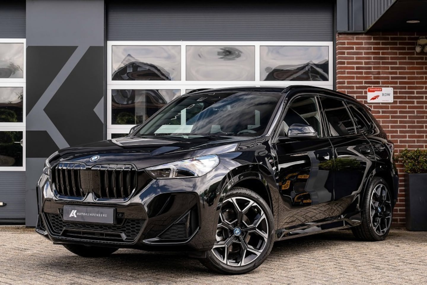 BMW X1 - xDrive25e M Sport | Driving Ass. Plus | 20' Inch | Comfort Access | Adaptief M onderstel | - AutoWereld.nl