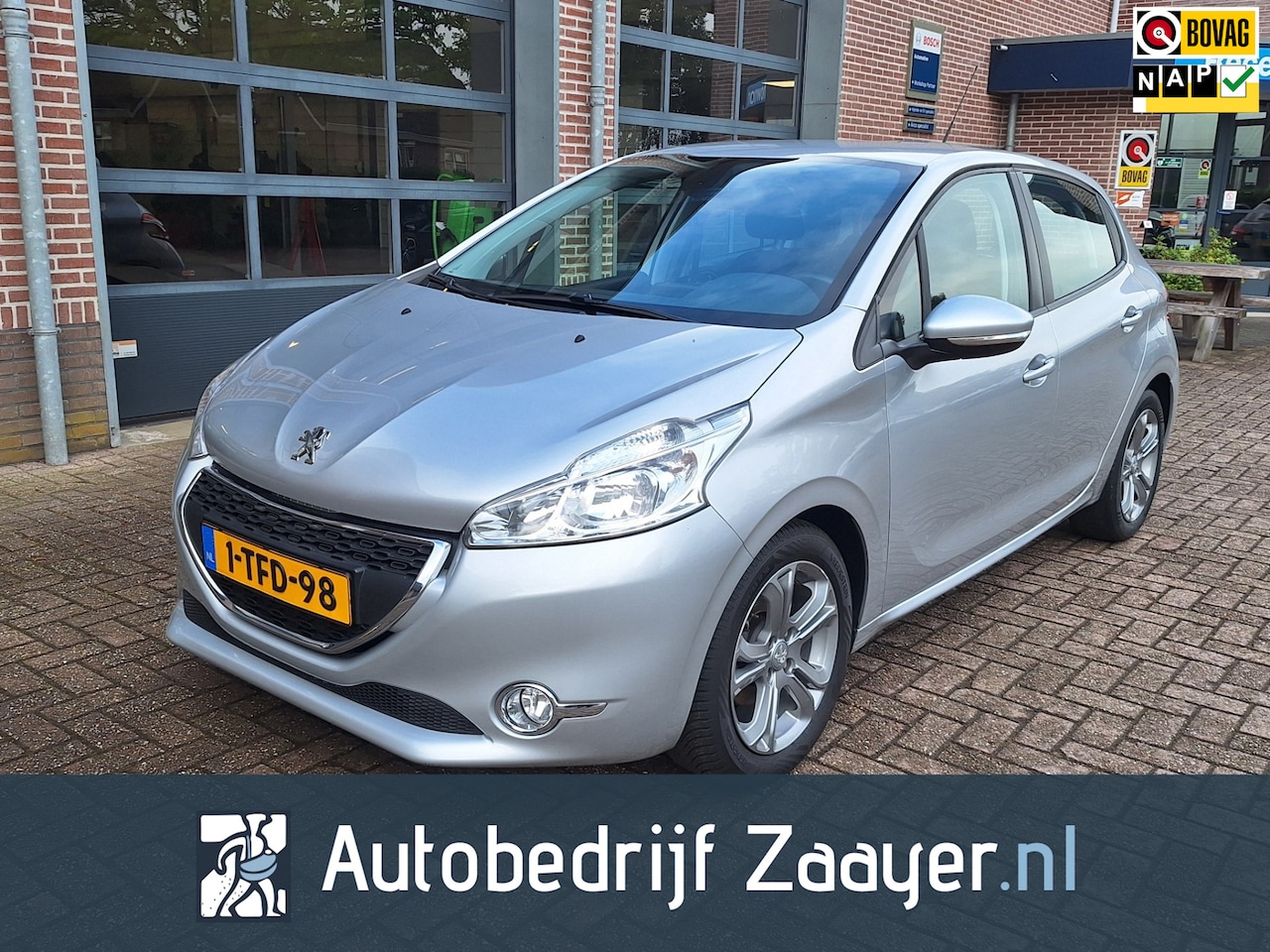 Peugeot 208 - 1.2 VTi Envy nette auto dist riem vern bij 104000 km - AutoWereld.nl