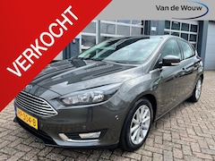 Ford Focus - 1.0 Titanium 5-drs l Dealer onderhouden l