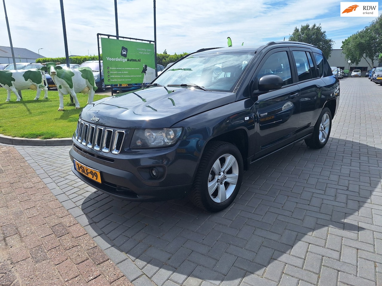 Jeep Compass - 2.0 Sport / Nette auto / Nieuwe APK - AutoWereld.nl