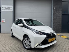 Toyota Aygo - 1.0 VVT-i x-cite [Achteruitrijcamera | Carplay | Airco | Volledig OH]