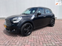 MINI Countryman - 1.6 Cooper Chili vol opties panoramadak airco navigatie stoelverwarming