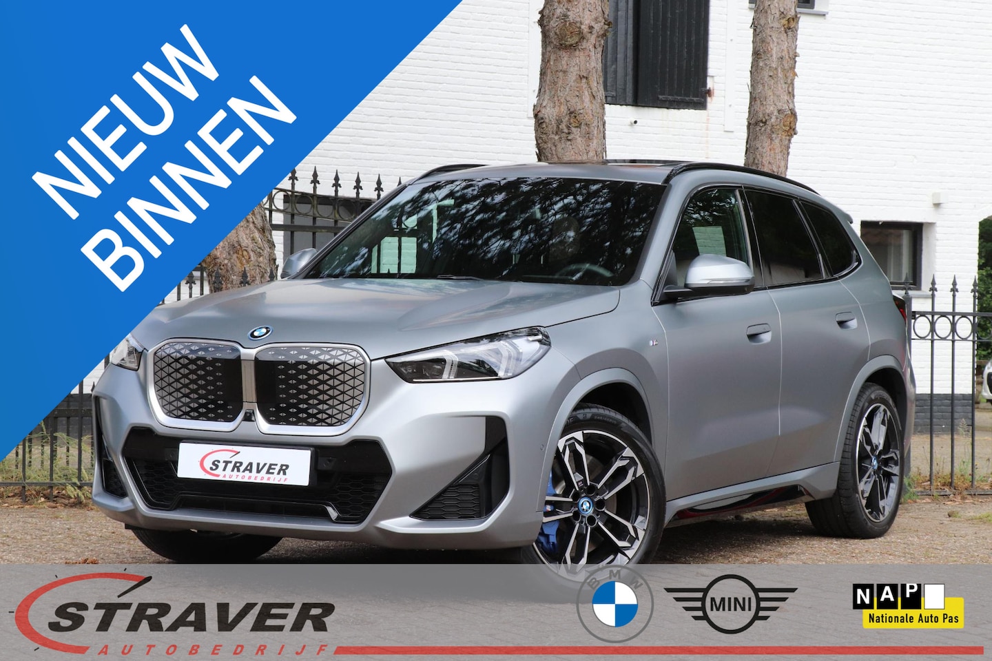 BMW iX1 - xDrive30 67 kWh M Sport Edition |Panoramadak |H/K |Inklapbare trekhaak - AutoWereld.nl