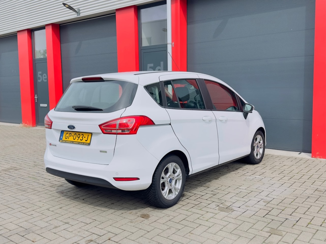 Ford B-Max - 1.0 EcoBoost Titanium Ford Dealer Onderhouden