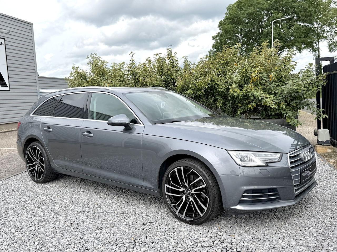 Audi A4 Avant - 1.4 TFSI Sport Virtueel|Navi|Cruis|Trekhaak Grijs - AutoWereld.nl