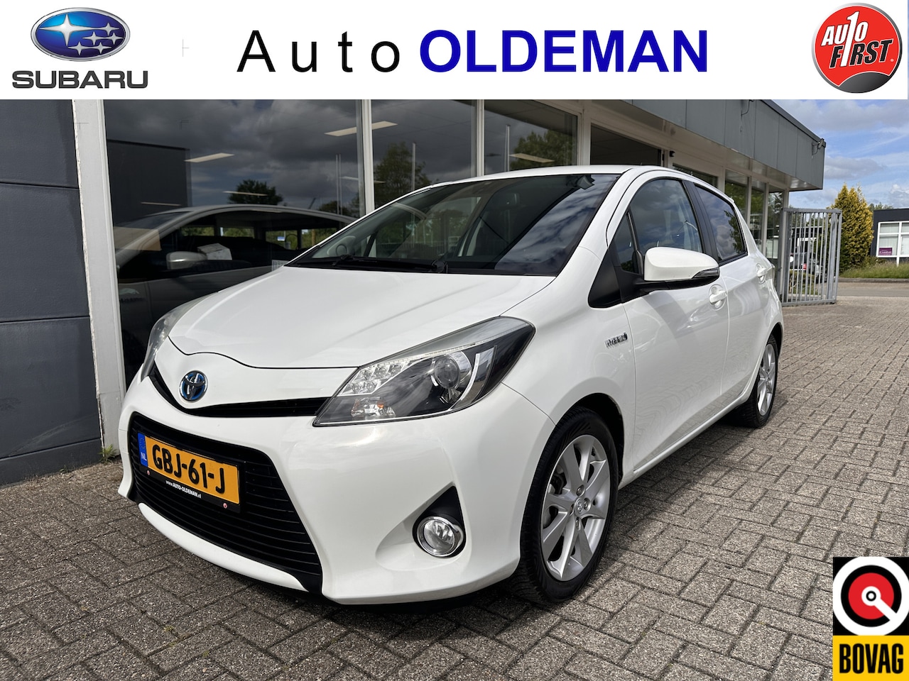 Toyota Yaris - 1.5 Full Hybrid Dynamic HALFLEDER,CRUISE,CAMERA,CLIMA - AutoWereld.nl
