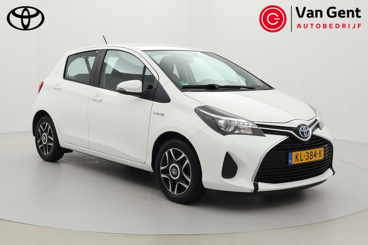 Toyota Yaris - 1.5 Hybrid Business Plus | Navigatie | Cruise Control | Clima | Camera | Bluetooth | 15 in - AutoWereld.nl