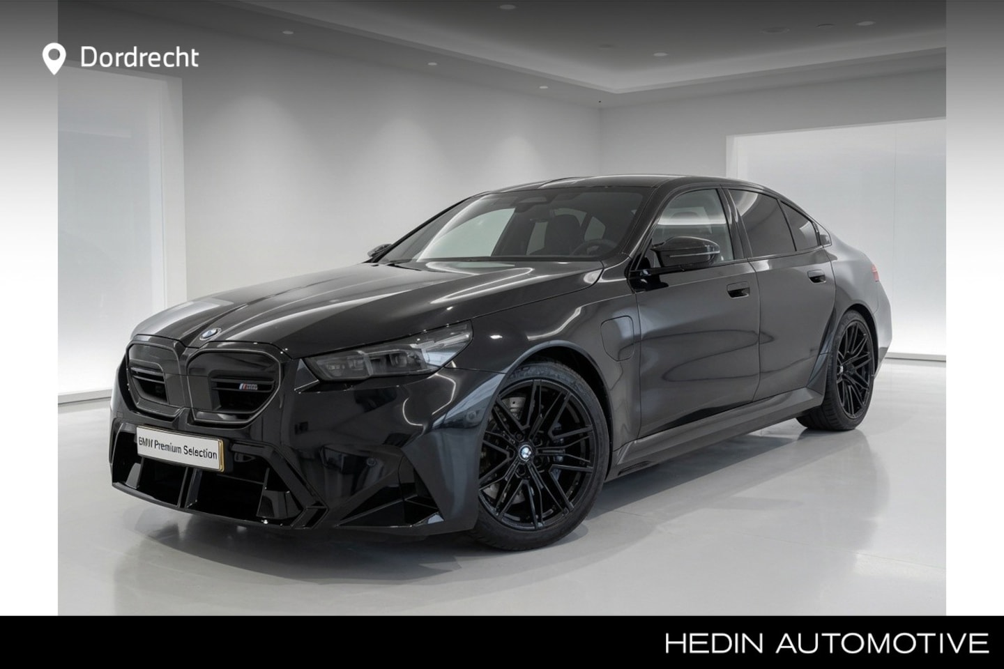 BMW M5 - M5 Sedan | CoPilot | Bowers&Wilkins | Carbon Pack | M Driver's Pack | - AutoWereld.nl