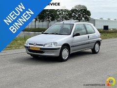 Peugeot 106 - 1.6 Accent Automaat, schuifdak