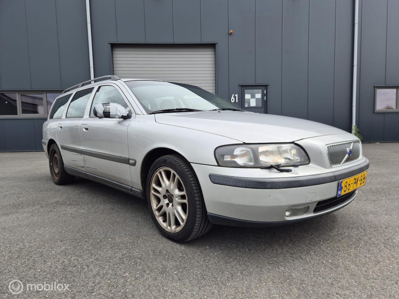 Volvo V70 - 2.3 T-5 Geartr. C.L 2.3 T-5 Geartr. C.L - AutoWereld.nl