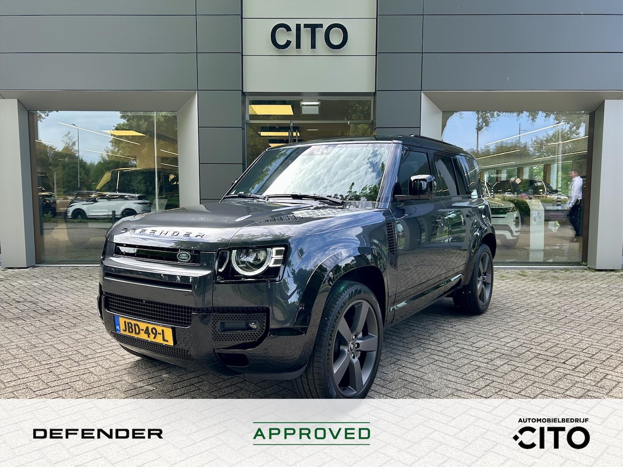Land Rover Defender 110 - P300e PHEV AWD X-Dynamic SE - 22'' velgen - AutoWereld.nl