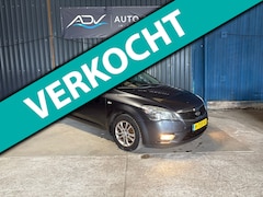 Kia Cee'd - 1.4 CVVT Seven AIRCO - 5 DEURS - LM VELGEN