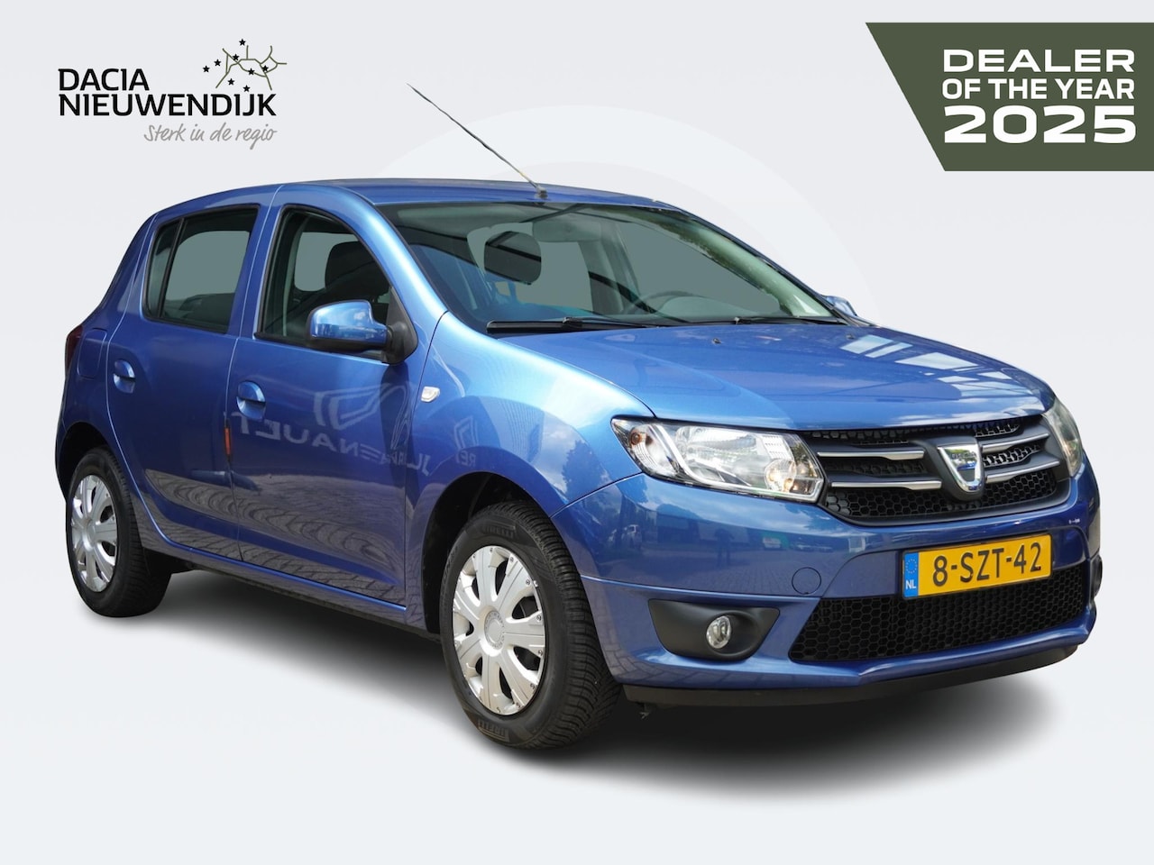 Dacia Sandero - TCe 90 Lauréate / TREKHAAK / AIRCO / DEALER ONDERHOUDEN / ELEKTRISCHE RAMEN VOOR / 15'' AL - AutoWereld.nl