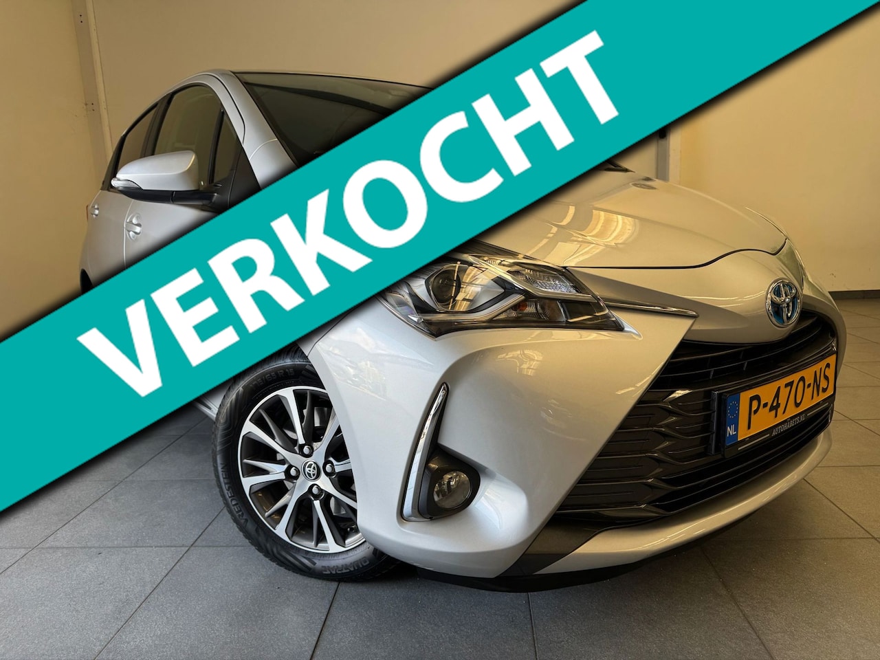 Toyota Yaris - 1.5 Hybrid Y20 Automaat/stoelverw/navi/cruise - AutoWereld.nl