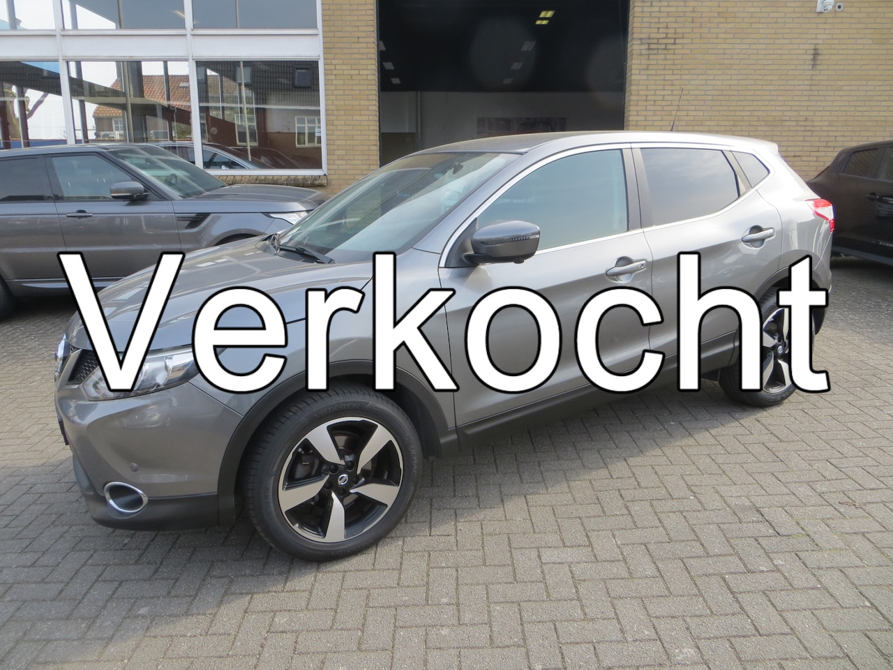 Nissan Qashqai - 1.2 N-Connecta-NAVI-CAM-LANE-ASSIST-GARANTIE! - AutoWereld.nl