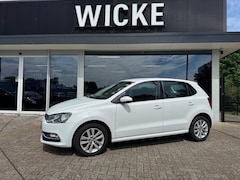 Volkswagen Polo - 1.2 TSI Comfortline navigatie Airco Bluetooth