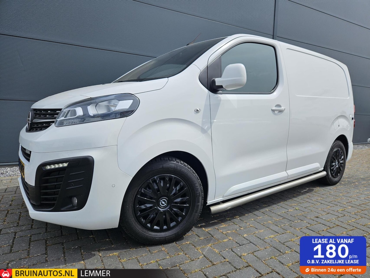 Opel Vivaro - 2.0 CDTI L1H1 Airco 360-camera Navi 3-zits - AutoWereld.nl