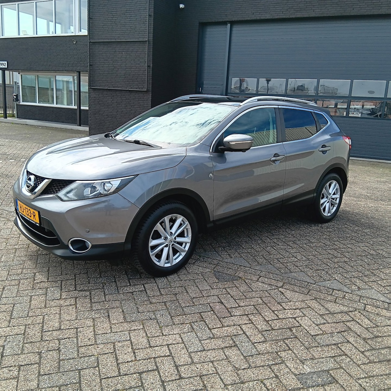 Nissan Qashqai - 1.2 Premier Edition Keting vervangen bij KM 150496 - AutoWereld.nl